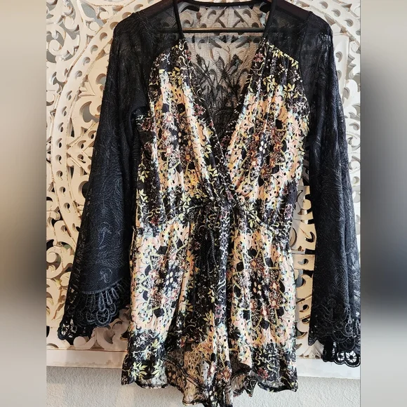 SKY YAMIR ROMPER BACK LACE V NECK WAIST STRAP LONG WING SLEEVES SIZE Medium - Picture 6 of 15